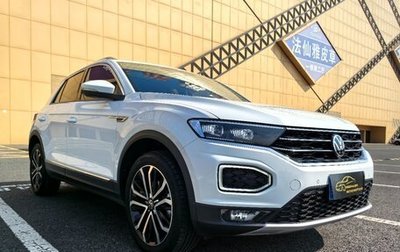 Volkswagen T-Roc I, 2022 год, 1 850 000 рублей, 1 фотография