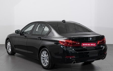 BMW 5 серия, 2019 год, 3 740 000 рублей, 2 фотография