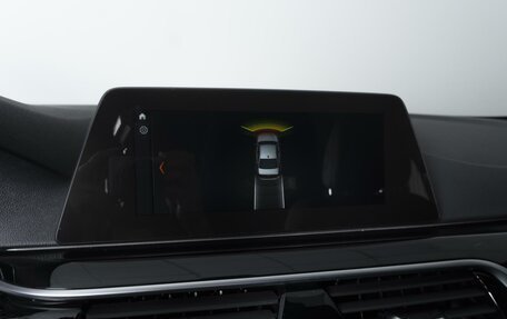 BMW 5 серия, 2019 год, 3 740 000 рублей, 14 фотография