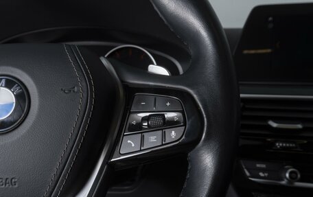 BMW 5 серия, 2019 год, 3 740 000 рублей, 20 фотография