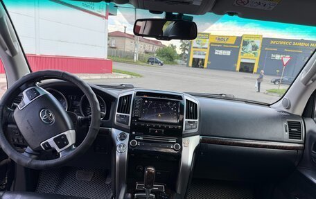 Toyota Land Cruiser 200, 2013 год, 5 200 000 рублей, 16 фотография