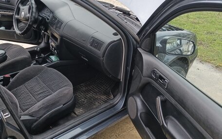 Volkswagen Golf IV, 2000 год, 310 000 рублей, 7 фотография