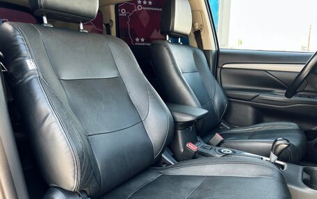 Mitsubishi Outlander III рестайлинг 3, 2013 год, 1 320 000 рублей, 18 фотография