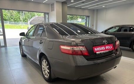 Toyota Camry, 2010 год, 1 200 000 рублей, 6 фотография