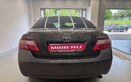 Toyota Camry, 2010 год, 1 200 000 рублей, 5 фотография
