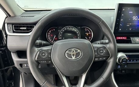 Toyota RAV4, 2022 год, 2 751 265 рублей, 4 фотография