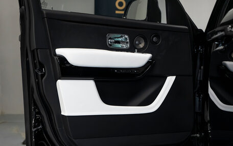 Rolls-Royce Cullinan, 2025 год, 84 990 000 рублей, 14 фотография