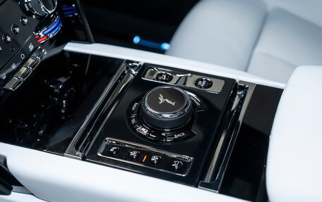 Rolls-Royce Cullinan, 2025 год, 84 990 000 рублей, 21 фотография