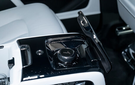 Rolls-Royce Cullinan, 2025 год, 84 990 000 рублей, 40 фотография