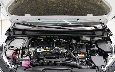 Toyota Prius IV XW50, 2024 год, 2 990 000 рублей, 20 фотография