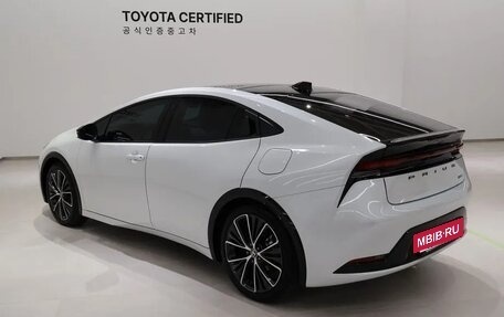 Toyota Prius IV XW50, 2024 год, 2 990 000 рублей, 8 фотография