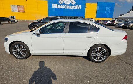 Volkswagen Passat B8 рестайлинг, 2018 год, 1 900 000 рублей, 8 фотография