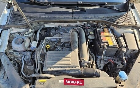 Volkswagen Passat B8 рестайлинг, 2018 год, 1 900 000 рублей, 11 фотография