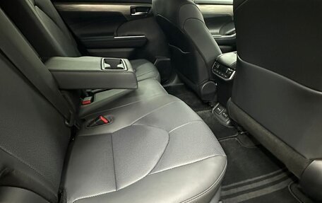 Toyota Highlander, 2025 год, 5 100 000 рублей, 10 фотография