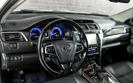 Toyota Camry, 2015 год, 2 030 000 рублей, 12 фотография