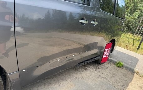 Toyota Vellfire I, 2009 год, 1 530 000 рублей, 14 фотография