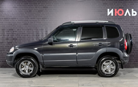 Chevrolet Niva I рестайлинг, 2018 год, 800 000 рублей, 7 фотография