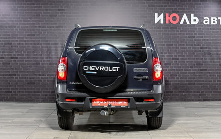 Chevrolet Niva I рестайлинг, 2018 год, 800 000 рублей, 5 фотография