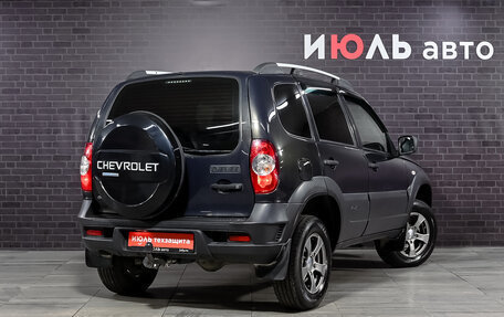 Chevrolet Niva I рестайлинг, 2018 год, 800 000 рублей, 4 фотография