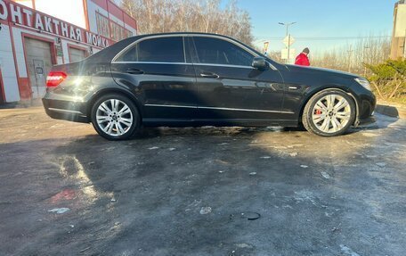 Mercedes-Benz E-Класс, 2010 год, 1 200 000 рублей, 4 фотография