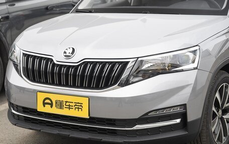 Skoda Kamiq I, 2025 год, 1 800 100 рублей, 11 фотография