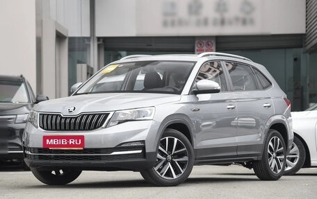 Skoda Kamiq I, 2025 год, 1 800 100 рублей, 7 фотография
