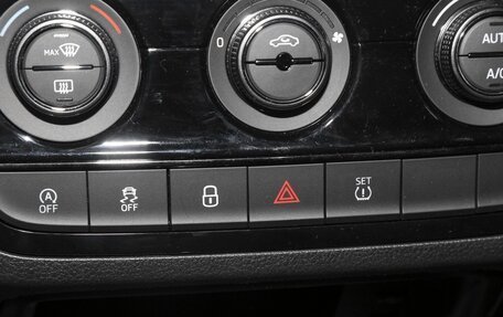 Skoda Kamiq I, 2025 год, 1 800 100 рублей, 23 фотография