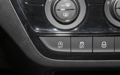 Skoda Kamiq I, 2025 год, 1 800 100 рублей, 24 фотография