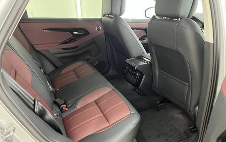 Land Rover Range Rover Evoque II, 2025 год, 5 600 000 рублей, 17 фотография