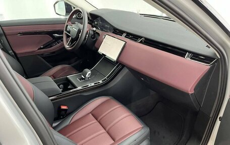 Land Rover Range Rover Evoque II, 2025 год, 5 600 000 рублей, 18 фотография