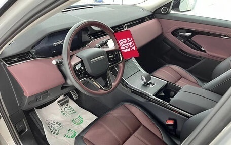 Land Rover Range Rover Evoque II, 2025 год, 5 600 000 рублей, 30 фотография