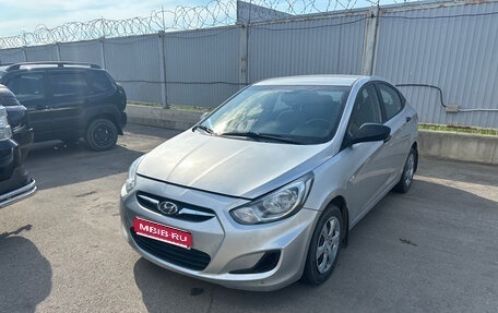 Hyundai Solaris II рестайлинг, 2014 год, 903 000 рублей, 1 фотография