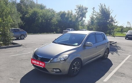 KIA cee'd I рестайлинг, 2010 год, 750 000 рублей, 6 фотография