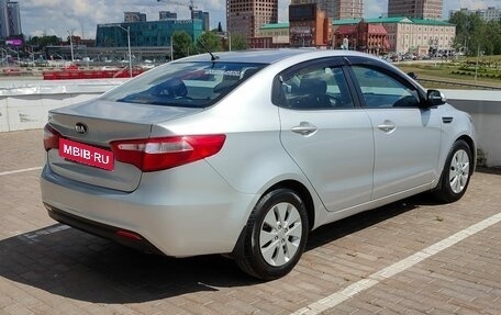 KIA Rio III рестайлинг, 2013 год, 980 000 рублей, 4 фотография
