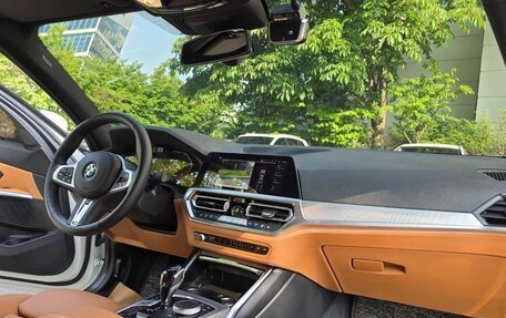 BMW 3 серия, 2022 год, 3 870 000 рублей, 14 фотография