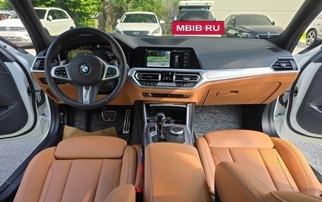 BMW 3 серия, 2022 год, 3 870 000 рублей, 16 фотография