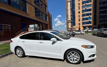 Ford Fusion (North America) II, 2013 год, 1 070 000 рублей, 2 фотография