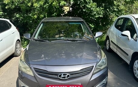 Hyundai Solaris II рестайлинг, 2016 год, 770 000 рублей, 2 фотография