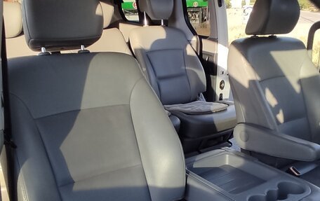 Hyundai Grand Starex Grand Starex I рестайлинг 2, 2018 год, 4 000 000 рублей, 2 фотография
