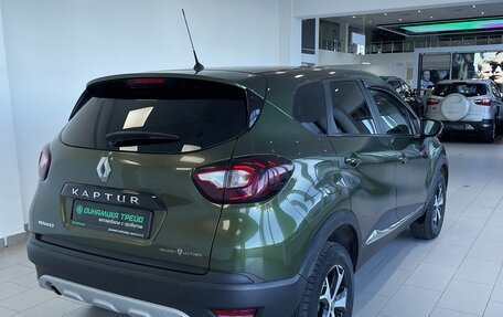 Renault Kaptur I рестайлинг, 2017 год, 1 388 000 рублей, 6 фотография