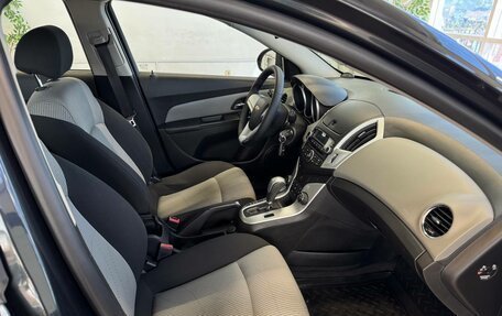 Chevrolet Cruze II, 2015 год, 868 000 рублей, 9 фотография