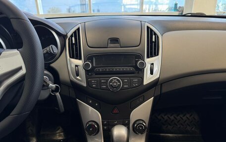 Chevrolet Cruze II, 2015 год, 868 000 рублей, 12 фотография
