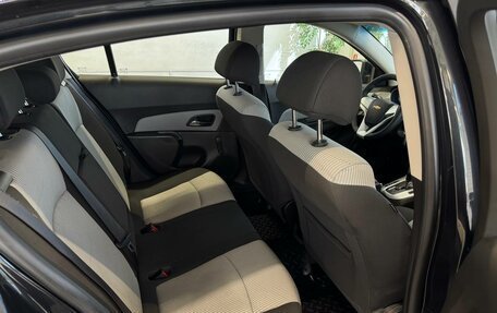 Chevrolet Cruze II, 2015 год, 868 000 рублей, 10 фотография