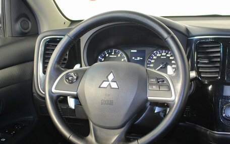 Mitsubishi Outlander III рестайлинг 3, 2013 год, 1 304 000 рублей, 17 фотография