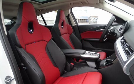 BMW X2, 2024 год, 5 900 000 рублей, 26 фотография