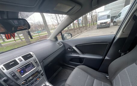 Toyota Avensis III рестайлинг, 2012 год, 1 100 000 рублей, 6 фотография