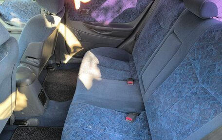Mazda 323, 1998 год, 230 000 рублей, 4 фотография