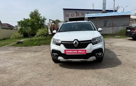 Renault Sandero II рестайлинг, 2020 год, 1 140 000 рублей, 2 фотография