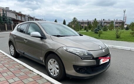 Renault Megane III, 2013 год, 599 000 рублей, 2 фотография