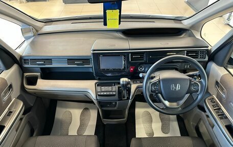 Honda Stepwgn IV, 2017 год, 2 249 900 рублей, 16 фотография